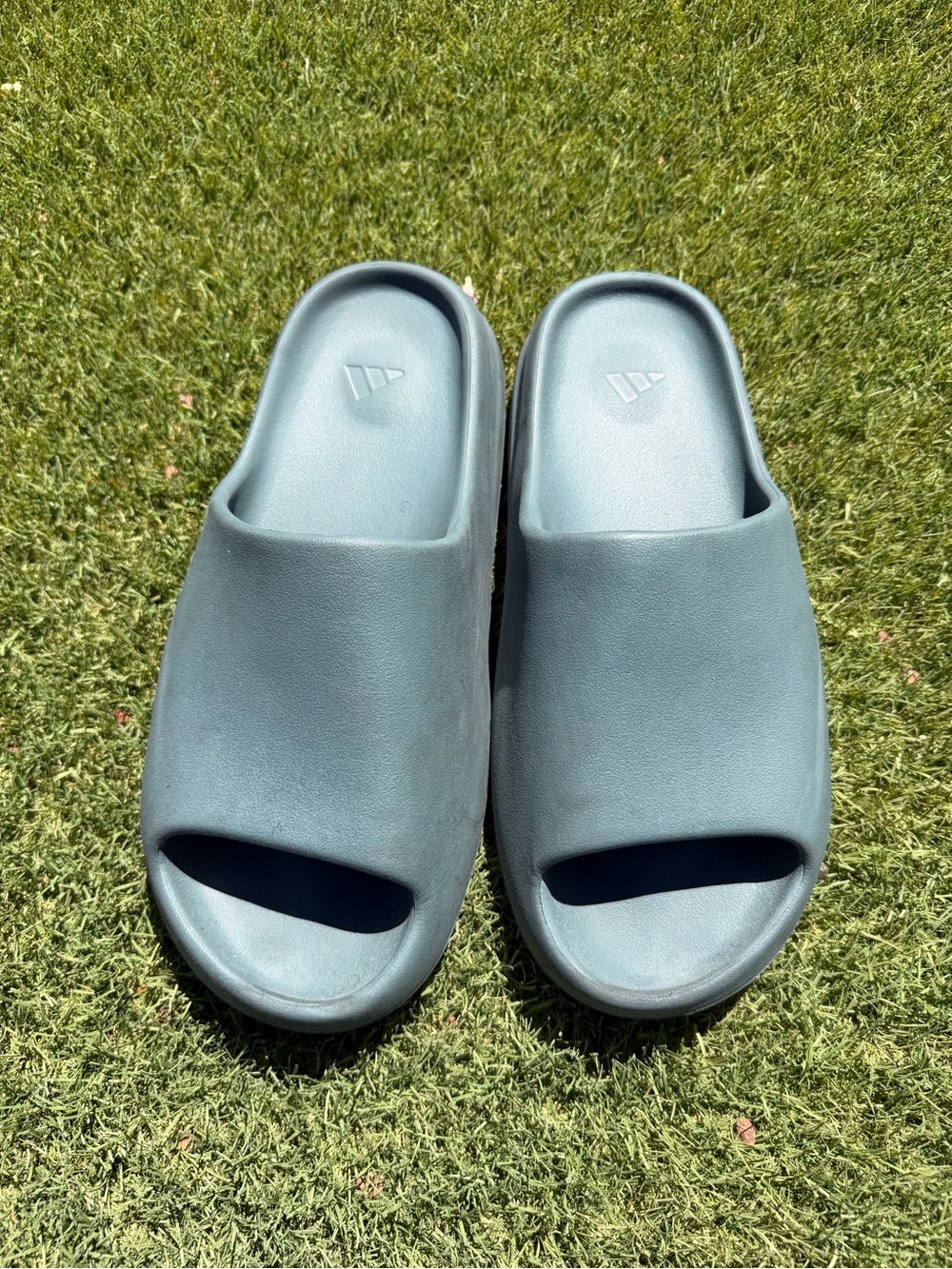 Adidas Yeezy Slides Size 13